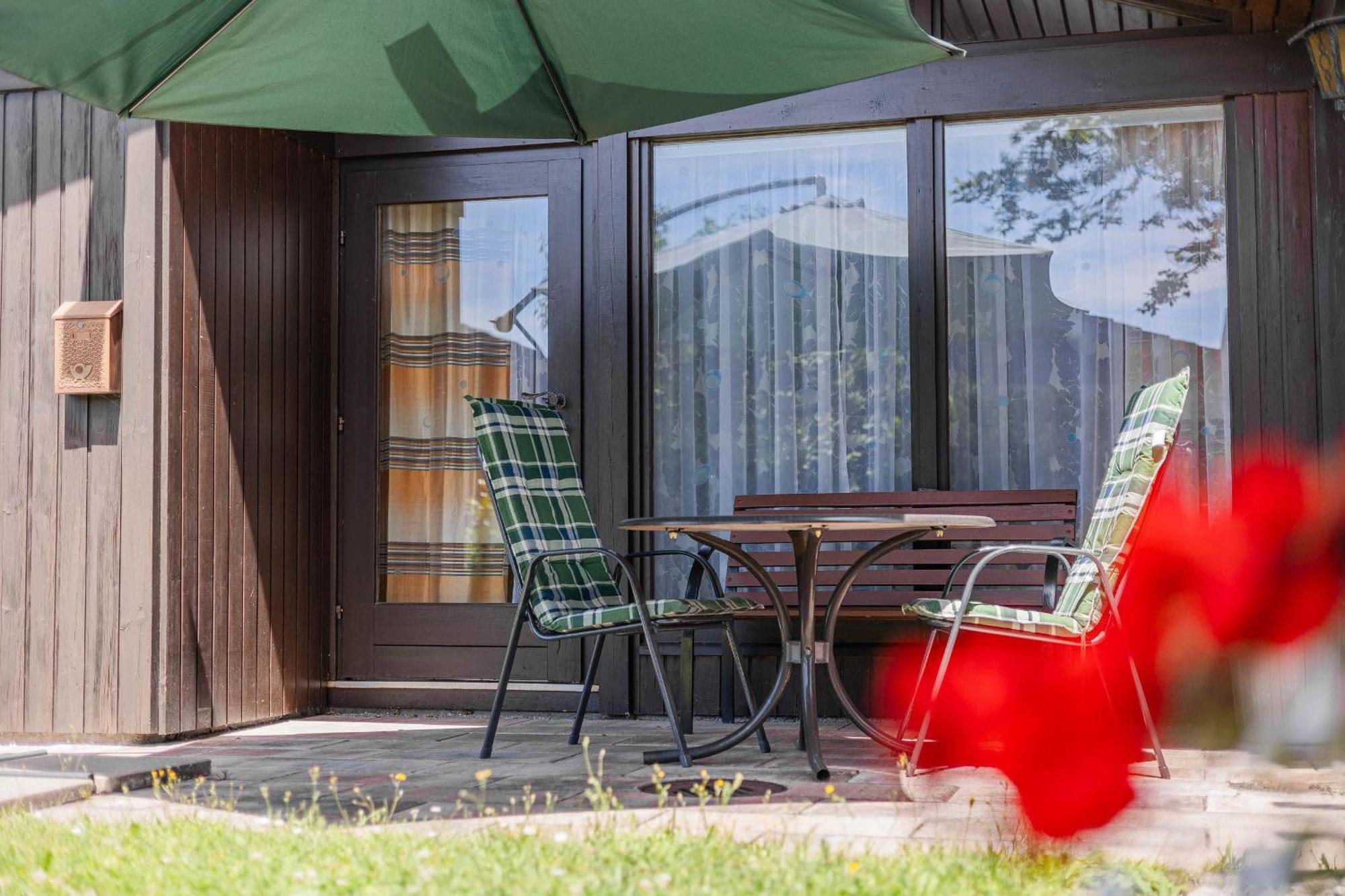 Ferienwohnpark Immenstaad Am Bodensee Satteldachhaus Typ 9 Sd 57 Exteriör bild